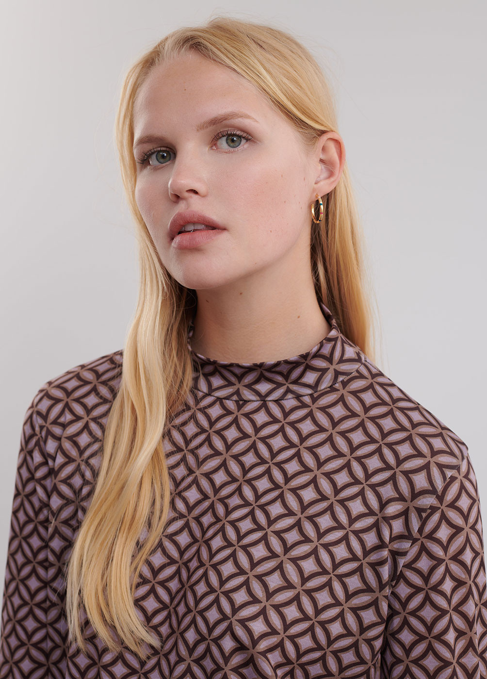 PATTERNED POLO-NECK T-SHIRT