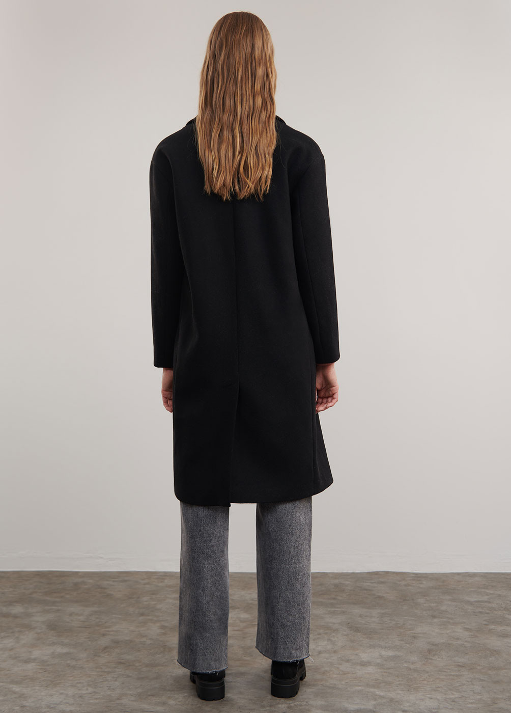 LONG-LINE COAT WITH WOOL
