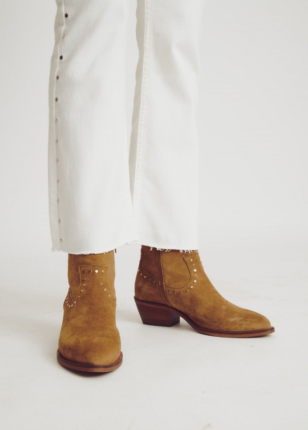 WESTERN-STYLE STUDDED ANKLE BOOTS