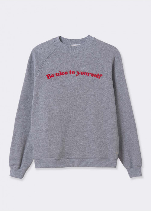 NICE EMBROIDERED SWEATSHIRT