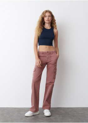 SLEEVELESS EMBROIDERED T-SHIRT