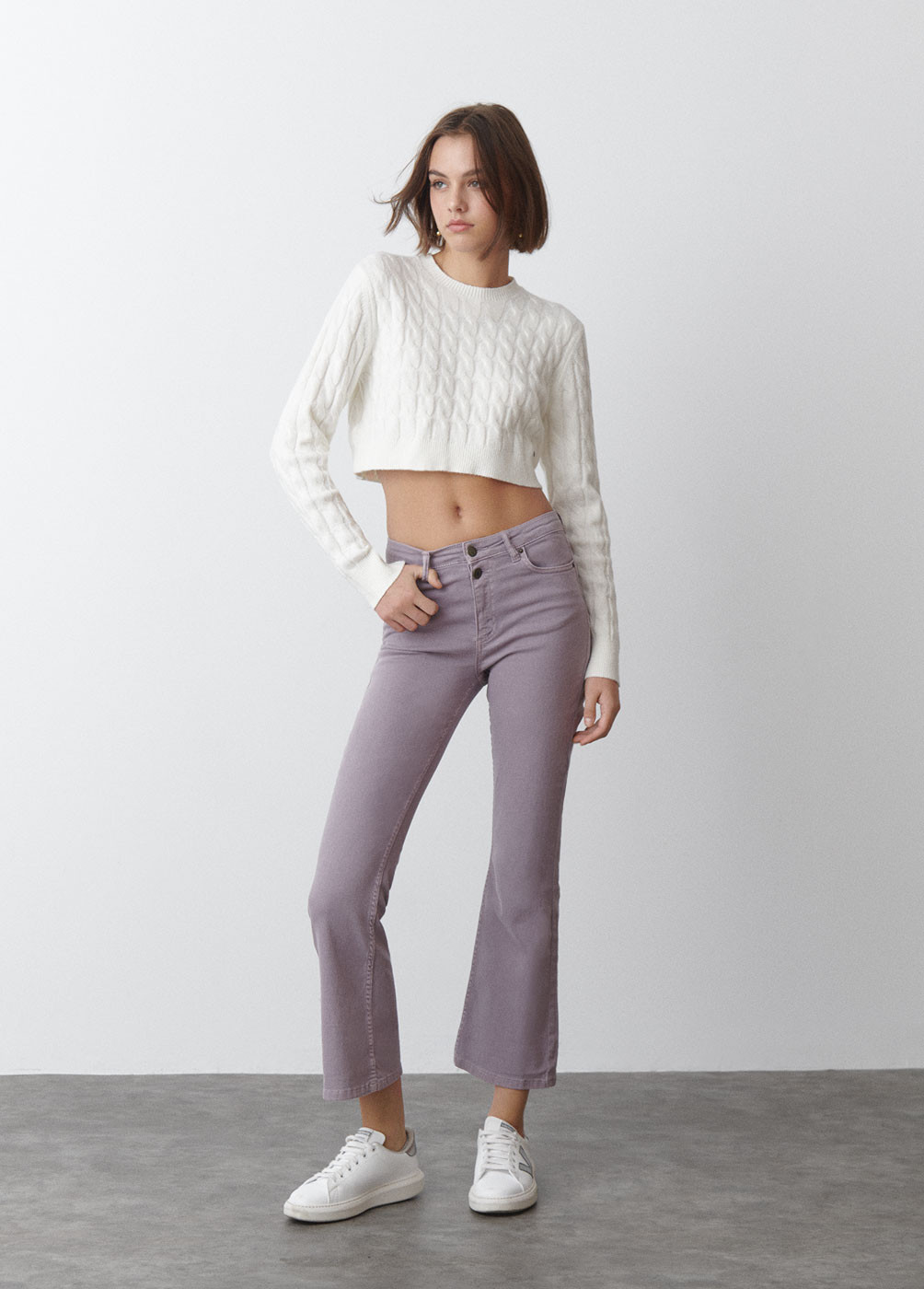 PANTALON FLARE CROPPED BOTONES