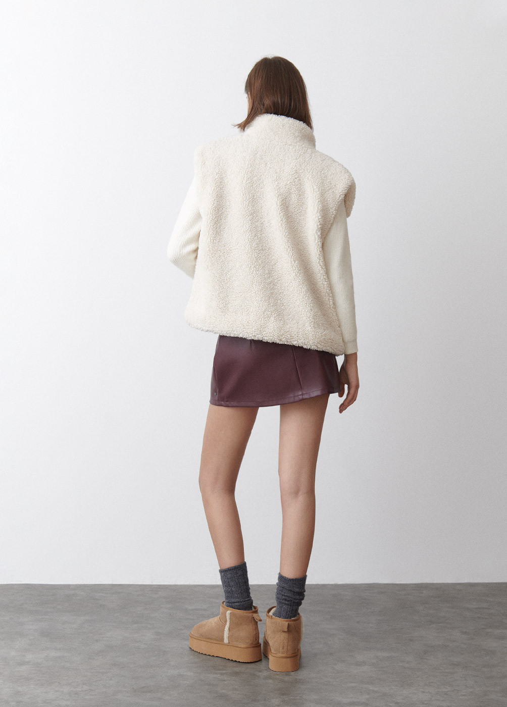 H&m faux leather mini skirt hotsell