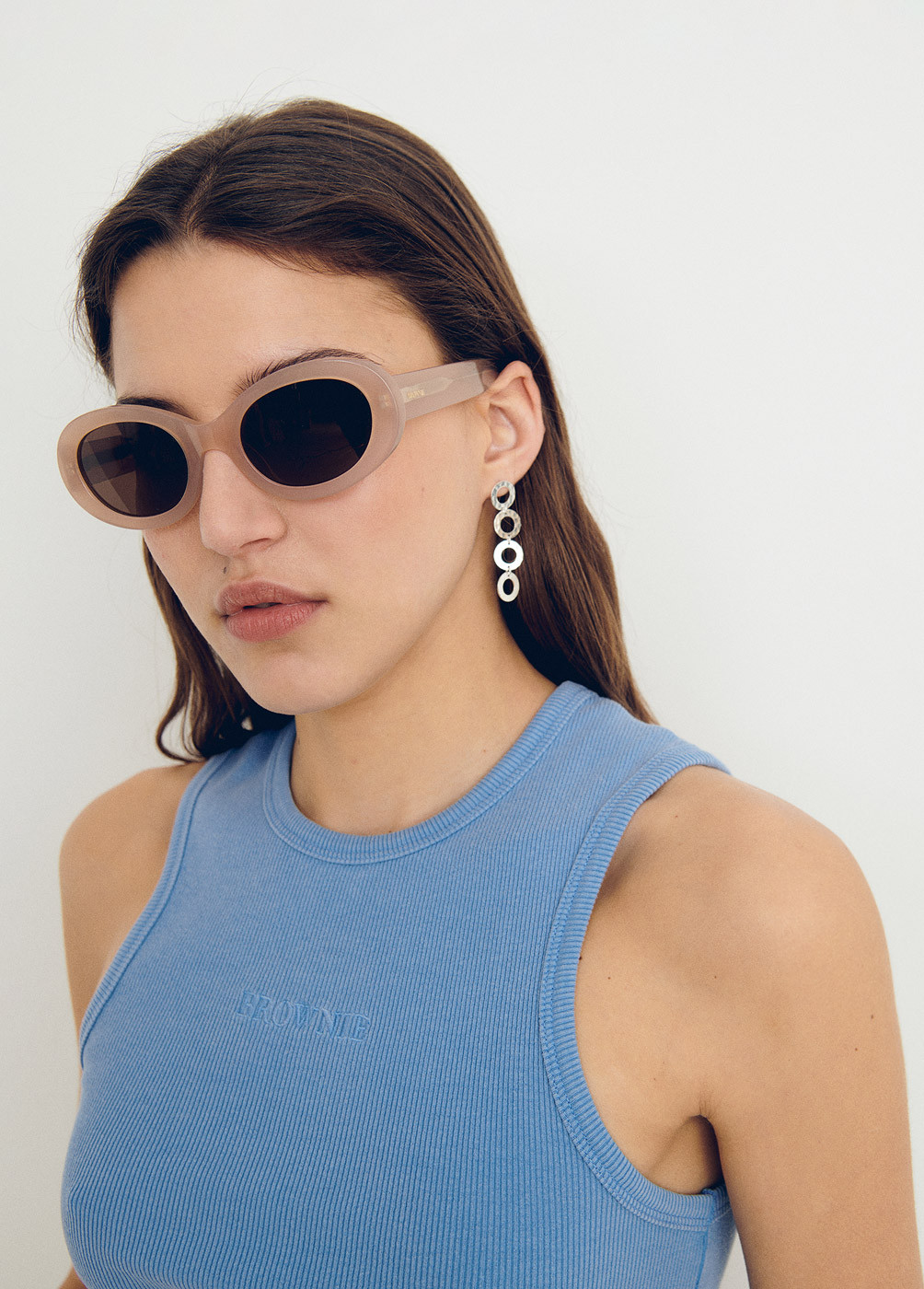 Oval acetate sunglasses