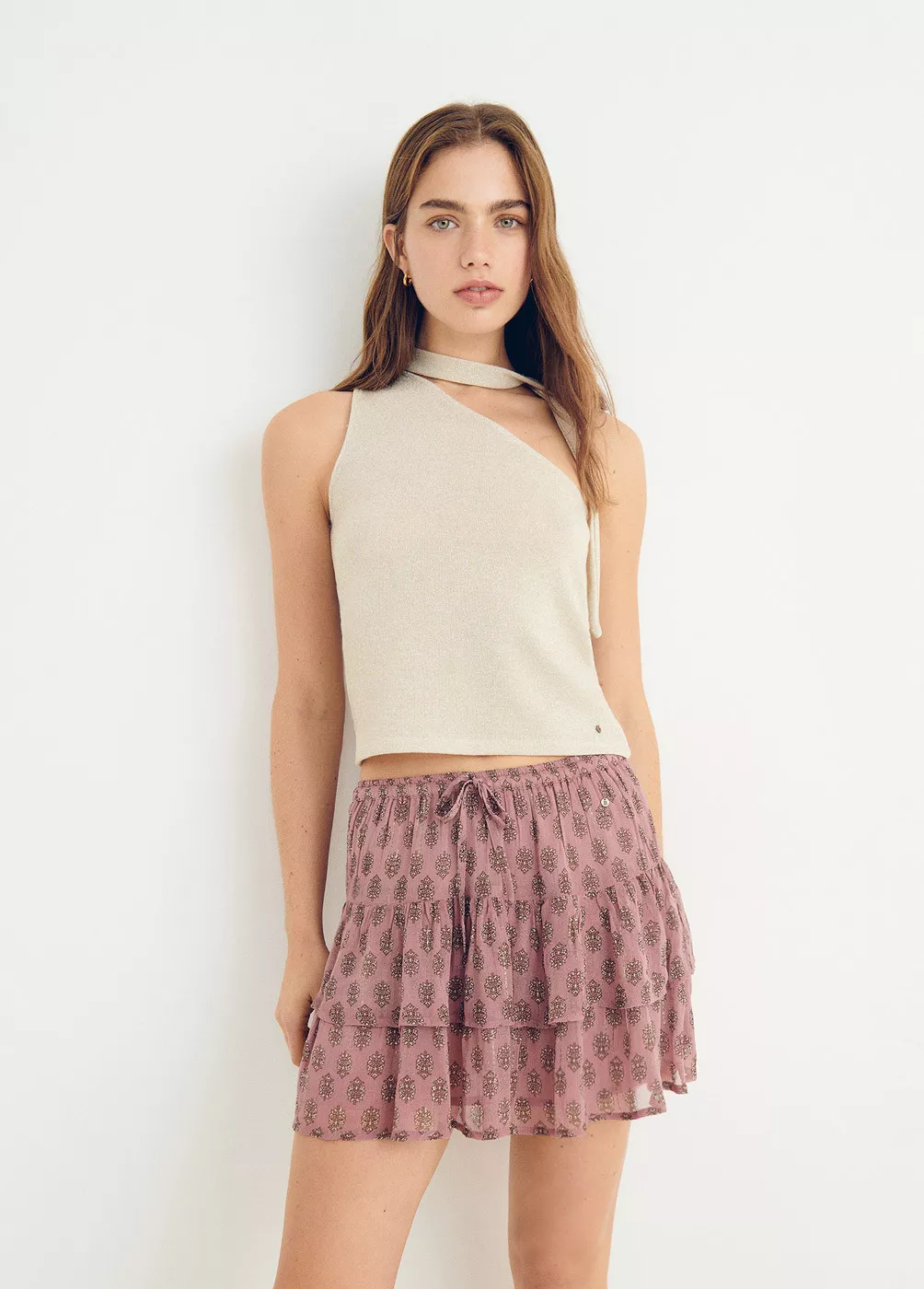 Skirt with ruffles and...