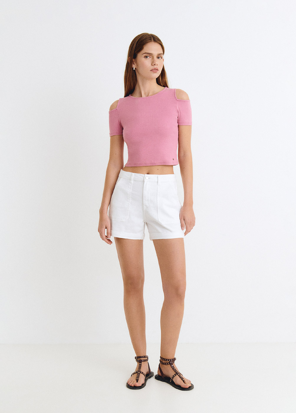Shorts with front pockets