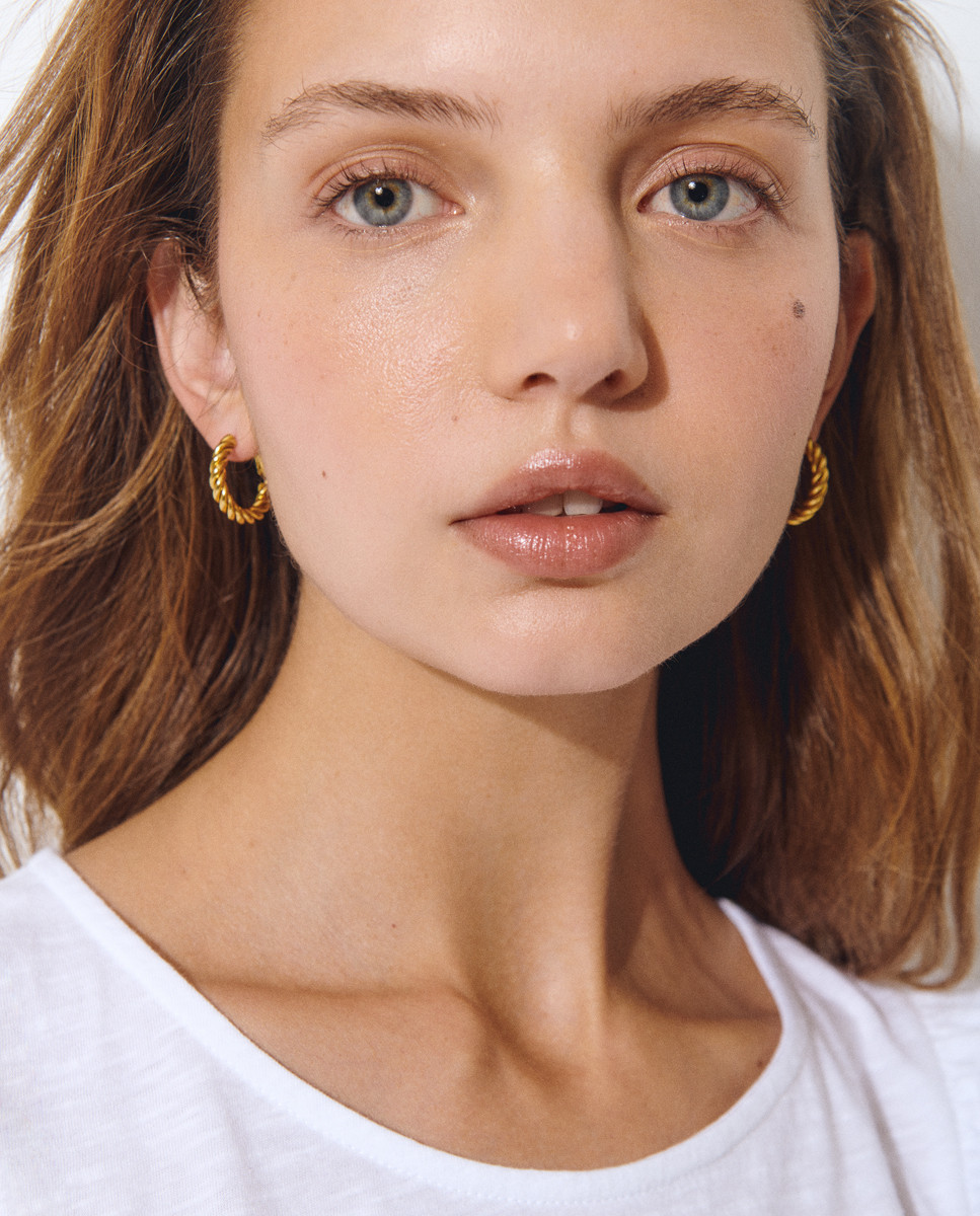 intertwined hoop earrings