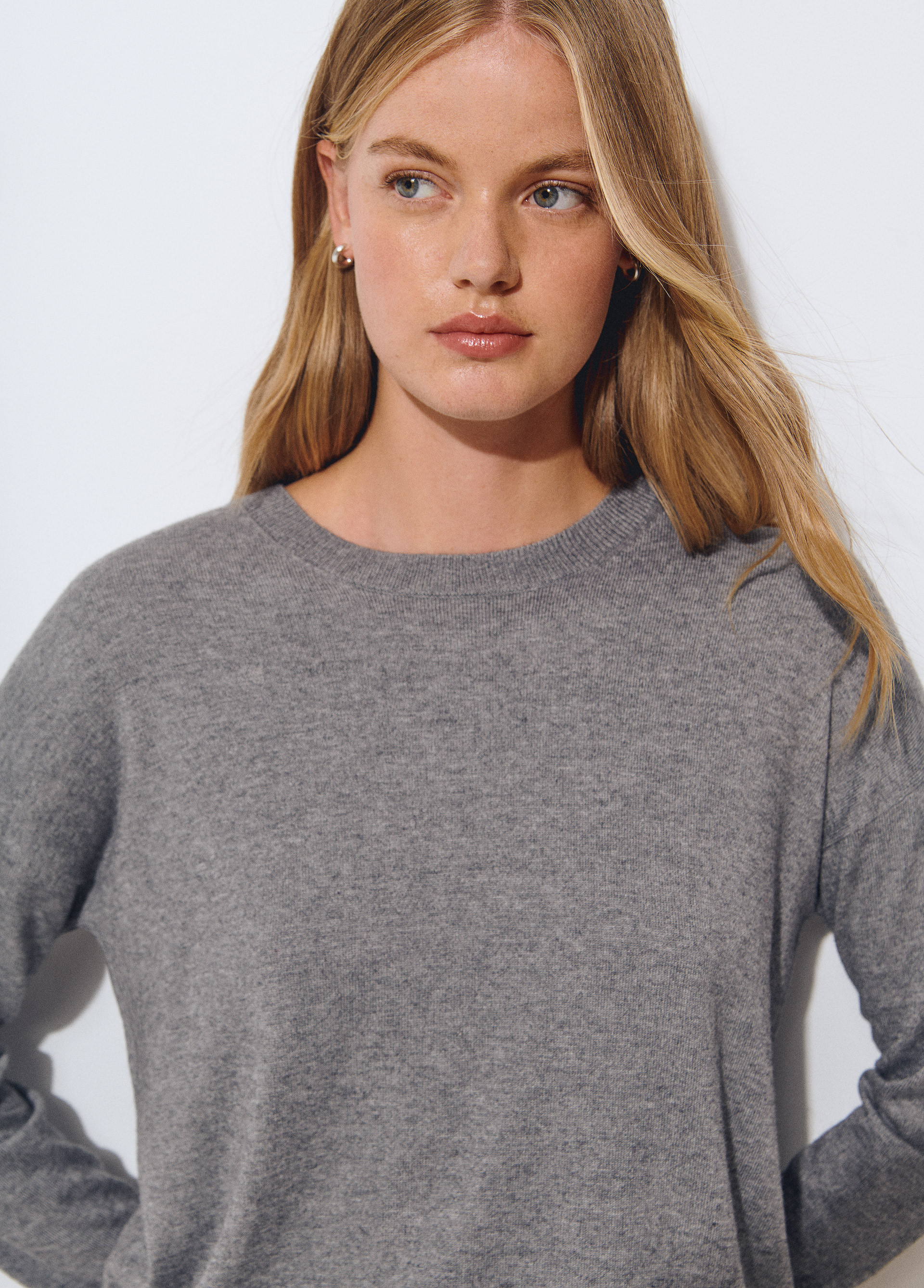 Grey sweater with elbow patches deals