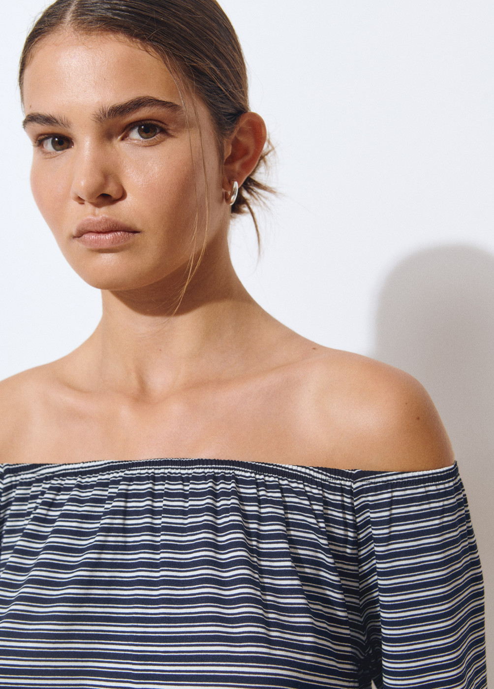 Camiseta escote bardot new arrivals