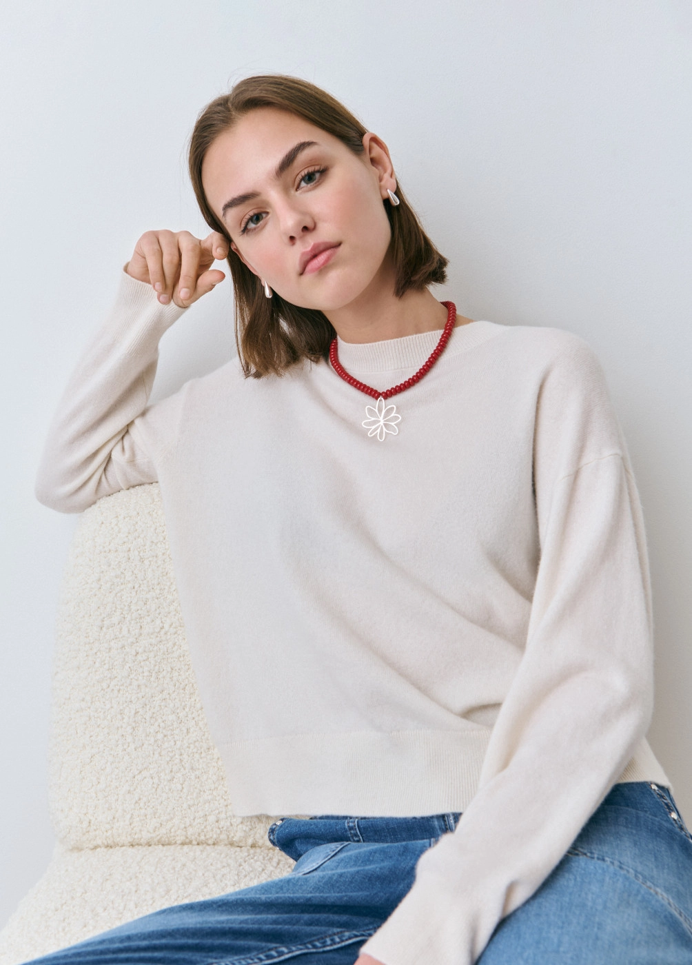 Collar bolitas flor