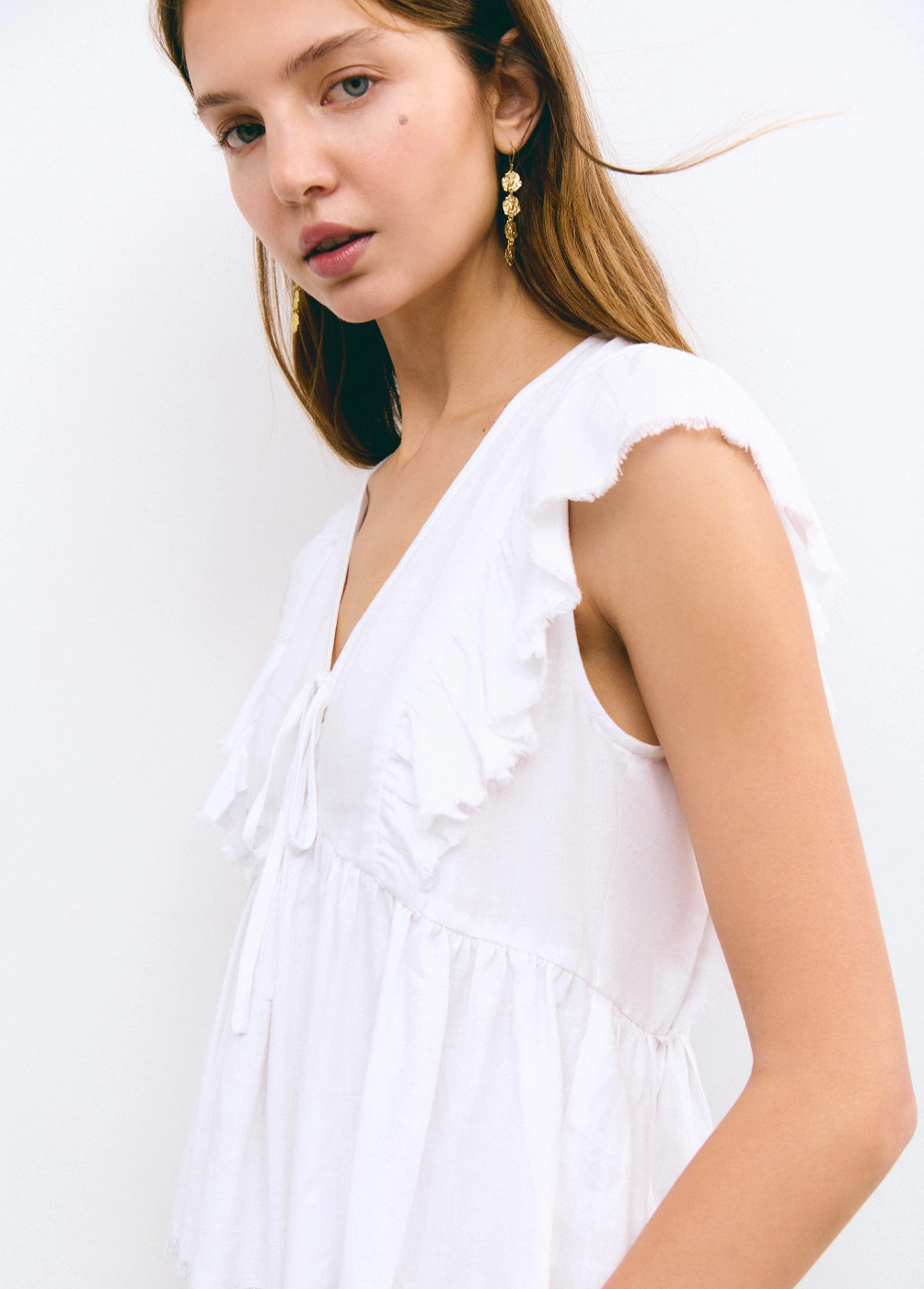 Bluse volants mit leinen
