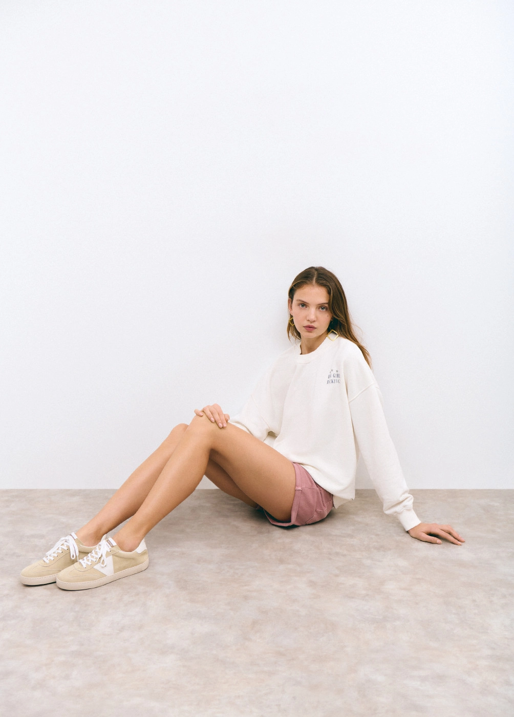 Sneakers beige in pelle in...