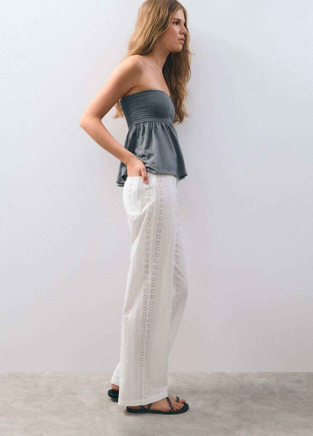 Pantalon brodé suisse