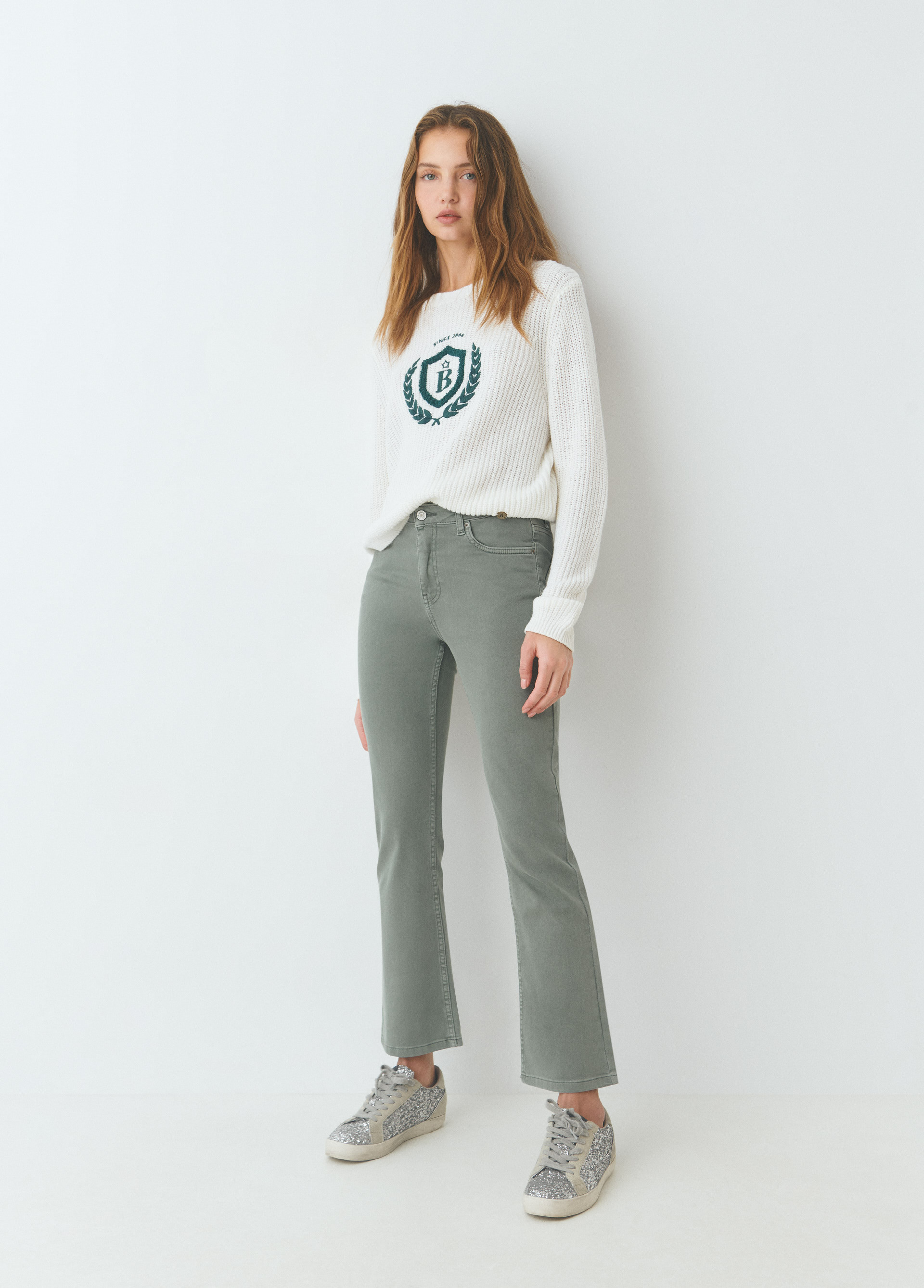Pantaloni flare cropped con bottoni BROWNIE