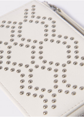 LEELA STUDS