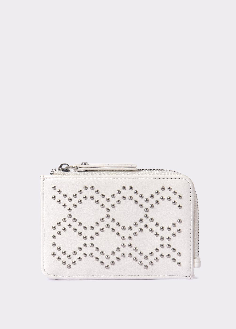 LEELA STUDS